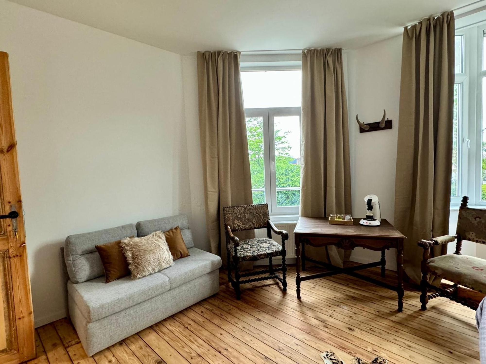 Guest House Gent Dış mekan fotoğraf